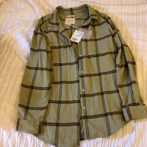 Thread & Supply Flannel Shirt, Size Large, Green, perfect for spring!